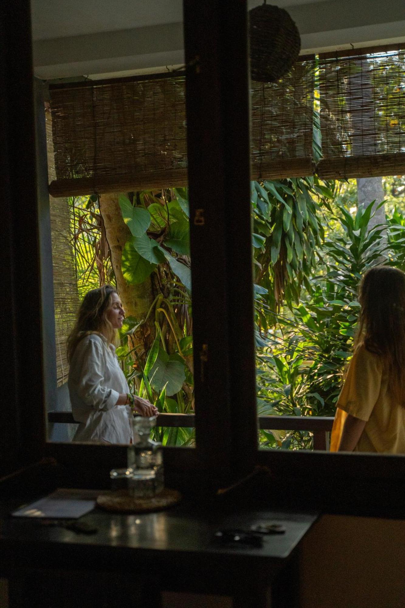 Salt House Hotell Dikwella Rum bild